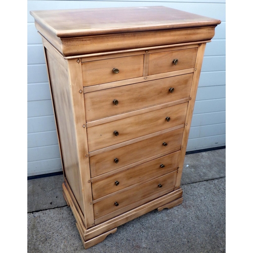 835 - A Barker & Stonehouse chest of drawers