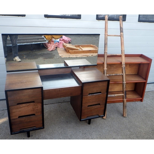 841 - A retro Stag dressing table, bookcase and bamboo ladder AF (3)