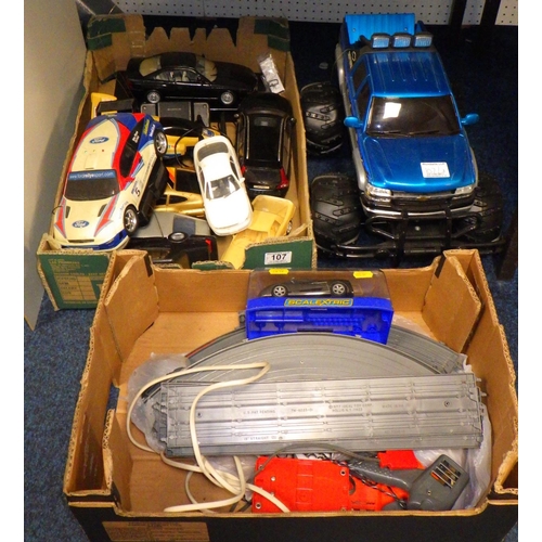 107 - A group of misc remote control cars, Scalectric etc
All models have been used, sold as seen AF (3)