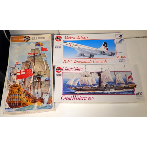 138 - 10 Airfix models, Special Edition, series 7, 10 & 8 etc  (10)
All models have been opened, sold as s... 