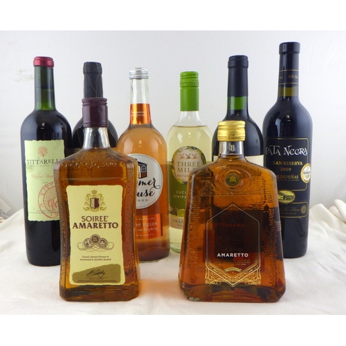 19 - Bellucci Amaretto, a 0.7lt bottle; Soiree Amaretto, a 0.7lt bottle; six various bottles of wine.  (8... 