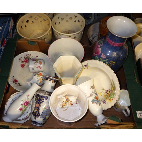 328 - A large qty of misc ceramics and glass (5)