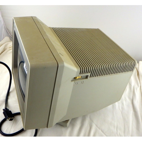 359 - An IBM 8513 MONITOR