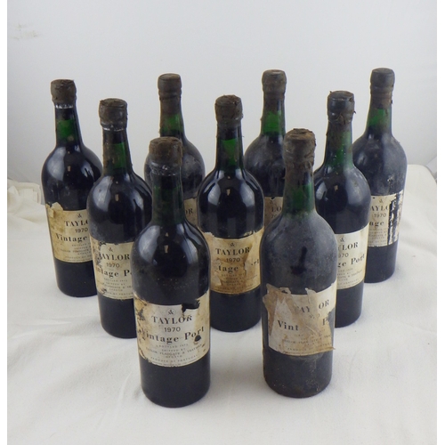 41 - Taylor 1970 Vintage Port - Bottled 1972 - Taylor Fladgate & Yeatman, nine 0.75lt bottles.  Ex. the w... 