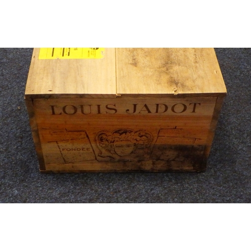 61 - Louis Jadot Beaune 1er Cru Clos Des Couchereaux 2009, an unopened case of six 0.75lt bottles.   Ex. ... 