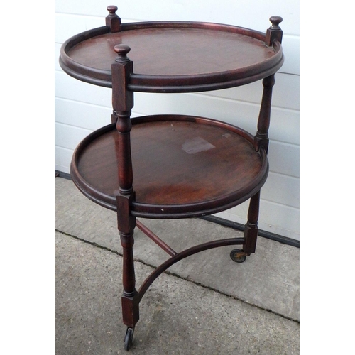 758 - A 20thC mahogany circular trolley