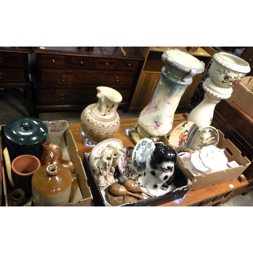 772 - A large qty of misc ceramics and collectables etc