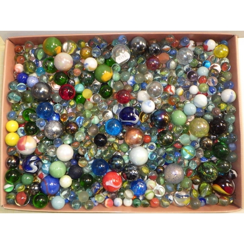 175 - A large collection of glass marbles