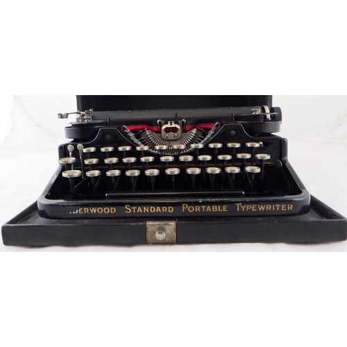 299 - An Underwood portable typewriter case af