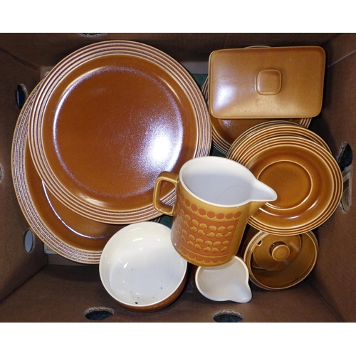 332 - A large qty of Hornsea Saffron table ware (2)