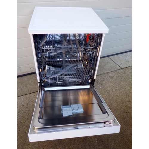 710 - A Hotpoint dishwasher