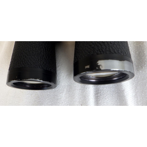 547 - A pair of Zeiss Jena DDR 10x40B Notarem binoculars.  No case, fungus to left hand lens A/f.