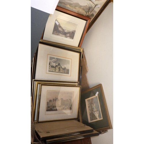 88 - A group of continental framed framed prints (15)