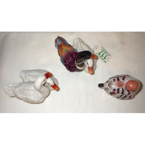 117 - Two Herend duck figures together with a bird trinket dish (3)