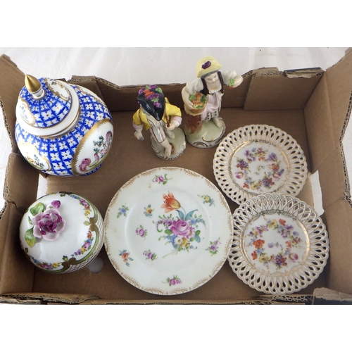 138 - A group of continental porcelain to include Dresden, Gien etc