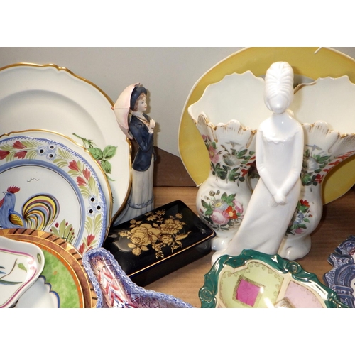 156 - A qty of misc ceramics to include Spode figure, Chase plates & pin dishes, etc