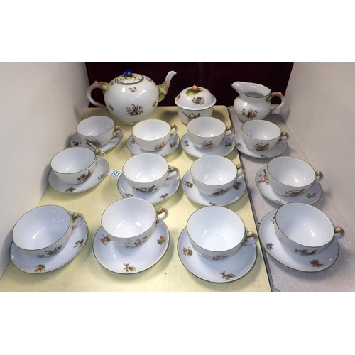 161 - A large Herend Forest Animals tea set to include Tea pot, milk jug, sugar bowl with lid & 12 cups an... 