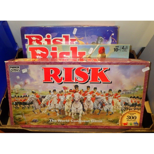 154 - Strategy board games incl Risk. (5)