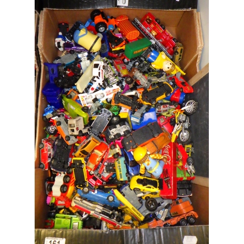 161 - A qty of misc toys to include Die cast vehicles etc (2)