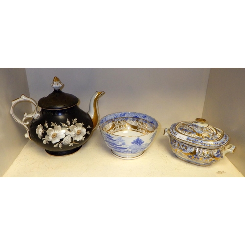 222 - A qty of 19thC blue & white tea ware together with a floral tea pot AF