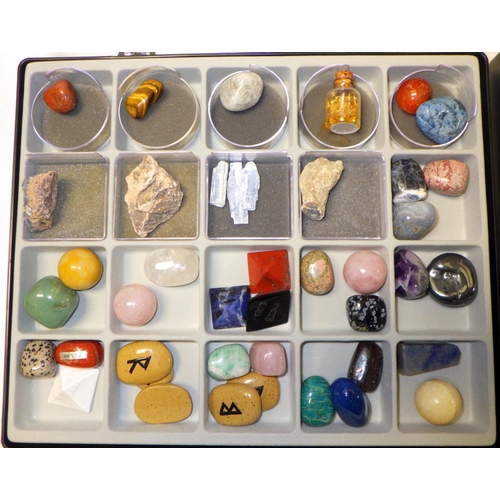 308 - Two cases of various polished and unpolished stones (2)