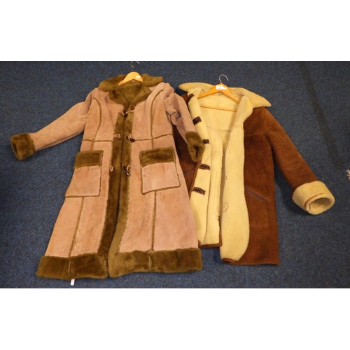 323 - A group of 4 sheep skin coats and a XPT waistcoat (5)