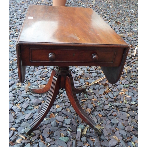 519 - A small mahogany drop leaf table, 73cm long, ex The Retreat (129)