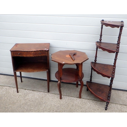 625 - A corner whatnot, side table & occasional table, a/f (3)