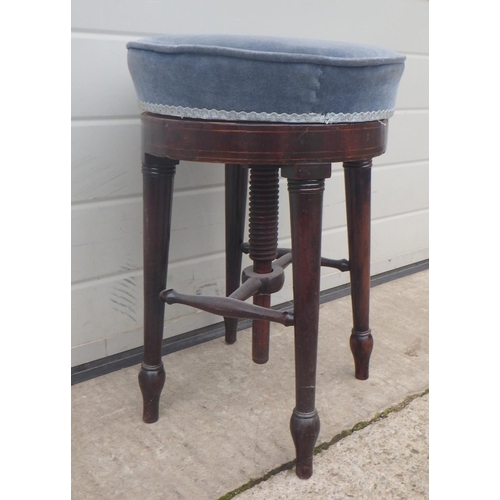 658 - A 19th cen piano stool