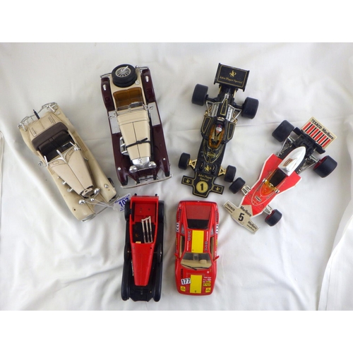 107 - A group of 6 various collectable cars af (6)   628833