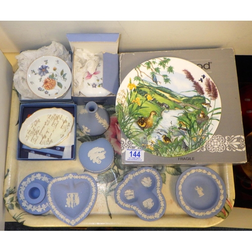 144 - A qty of various Wedgwood Jasper ware etc 627450