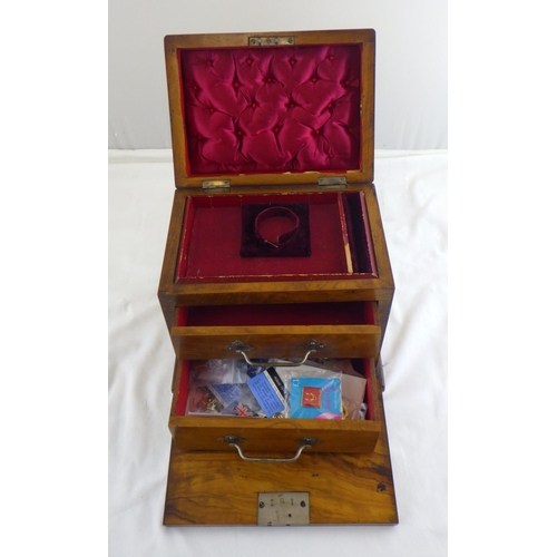 149 - A 19thC mahogany jewellery box