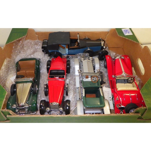 250 - Five Franklin Mint classic cars