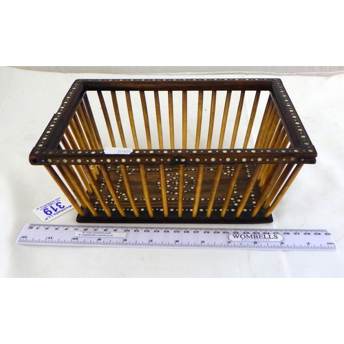 319 - An inlaid porcupine basket 25cm wide