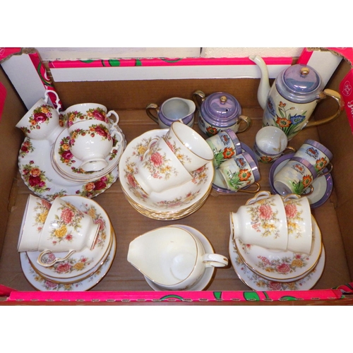 384 - A qty of various blue and white to include meat plates together with misc tea wares, jugs etc AF (3)