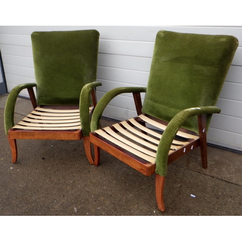 673 - A pair of 1950's armchair frames