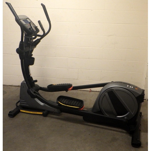 869 - A Nordic cross trainer E10.0