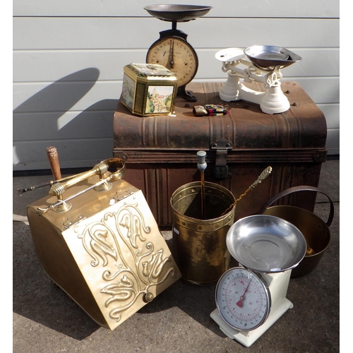 867 - A metal trunk, brass coal scuttle, jam pan, scales etc