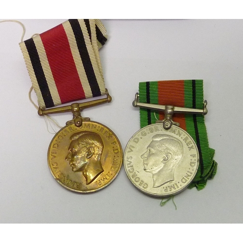 53 - British Forces interest medals, WW2 and later: a Special Constabulary Medal and Defence Medal pair, ... 