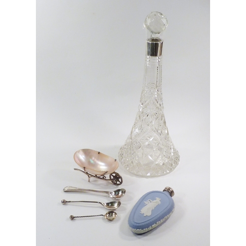 69 - A novelty table salt as a wheelbarrow comprising a seashell in a silver mount, 75mm long, a/f; a sil... 