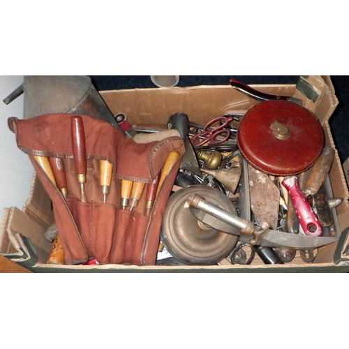 202 - A collection of hand tools incl a roll of carving gouges; a qty of slides and a Kodak projector. (3)