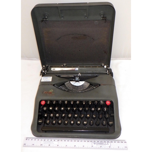 256 - An Empire Autocrat typewriter together with a tray lot of misc collectables (2)