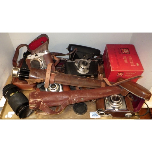 302 - A qty of vintage cameras and accessories to inc Kodak, Seikosha-Rapid etc