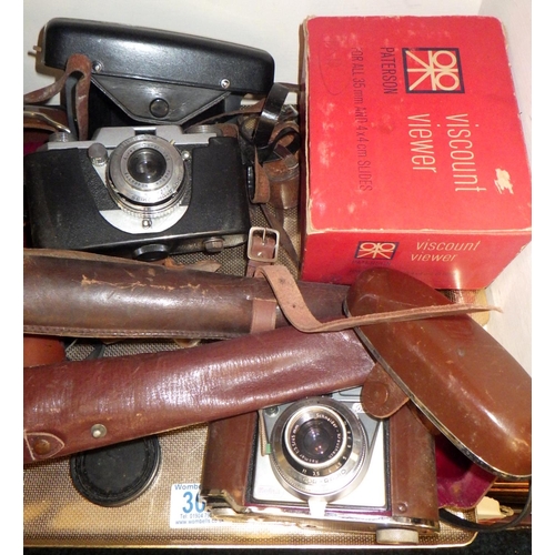 302 - A qty of vintage cameras and accessories to inc Kodak, Seikosha-Rapid etc