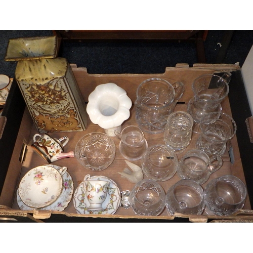 454 - A qty of misc ceramics and glass to include a Japanese part tea service, art pottery vase etc af (2)