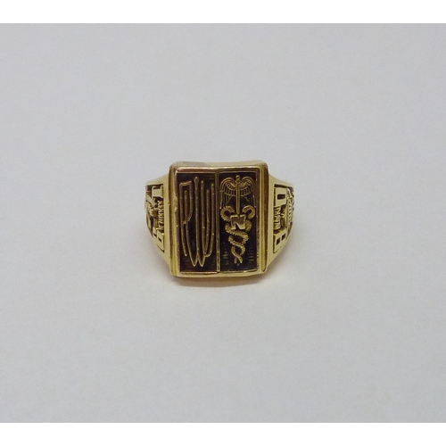 415 - A graduation class ring, Philippine Women's University BS Nursing interest dated 1980, inscribed wit... 