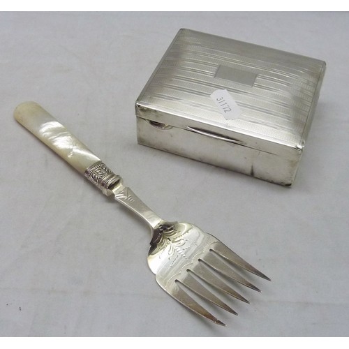 438 - A silver and hardwood cigarette case, a/f,  110 x 90mm; a silver and mother of pearl serving fork, 2... 