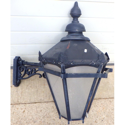 829 - A modern Victorian lantern style outdoor light, 80cm tall approx