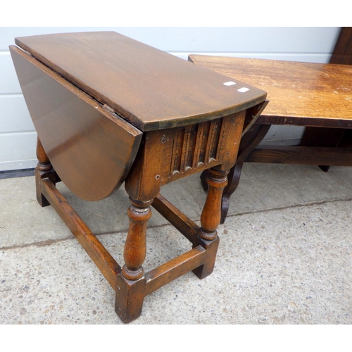 835 - An oak drop leaf occasional table, two coffee tables and a narrow low bookcase, worm (4)