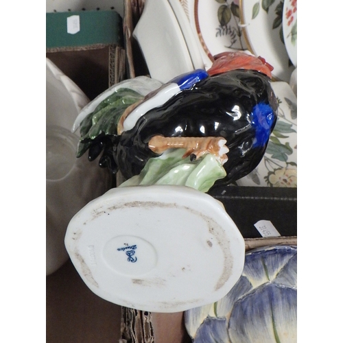 66 - A group of various ceramics to include Spode wall plates, vases, etc af (3)